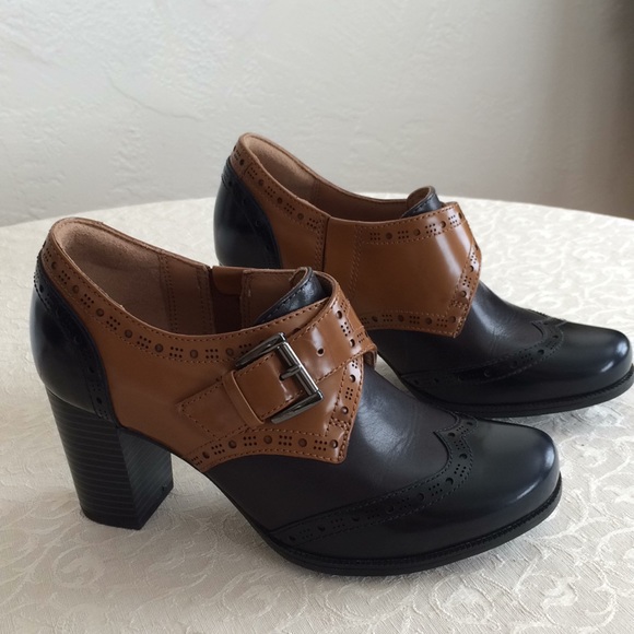 clarks saddle shoes